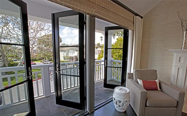 How to install screen doors and windows and external sunshade for aluminum alloy doors and windows in Wuxi