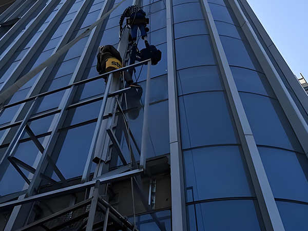 Curtain wall repair